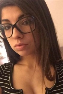 Yawna 25år - Sex på gatan, eskorttjänster i Örebro